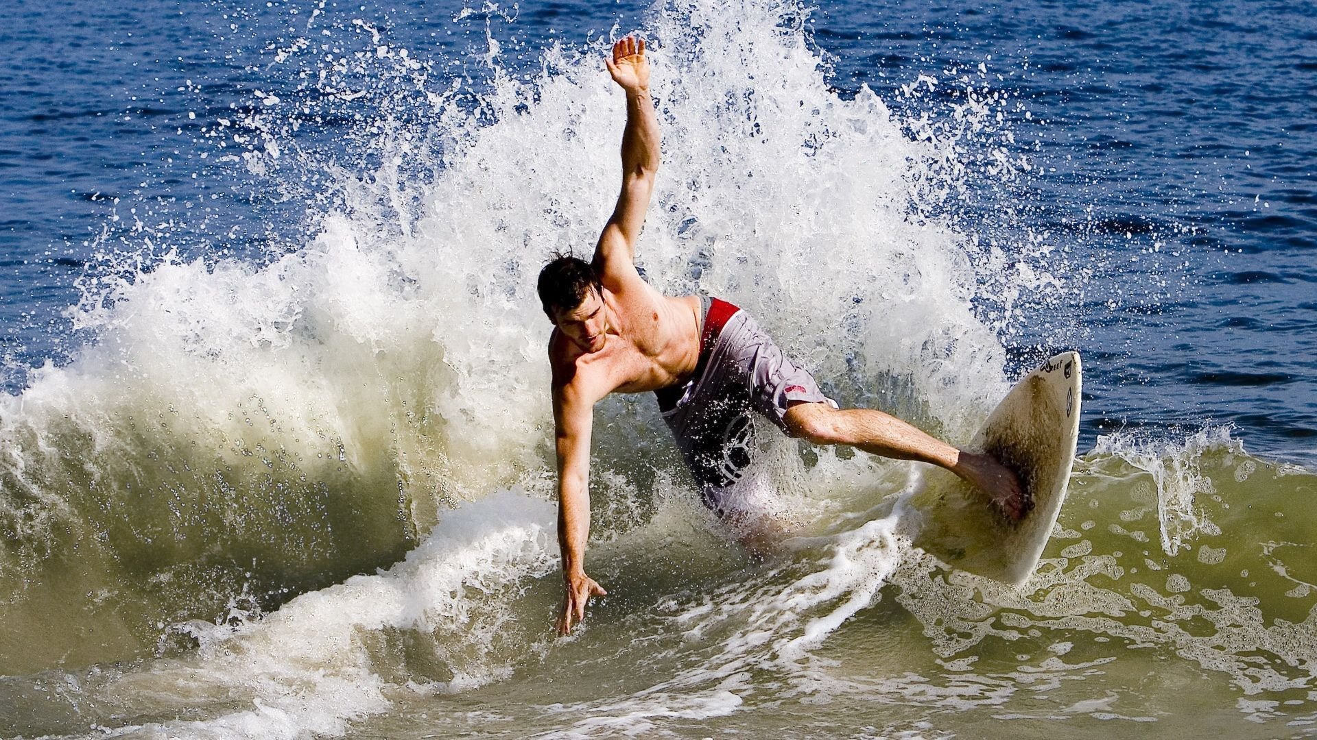 BLG新星逆风翻盘点燃赛季激情